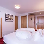 Sonnenheim Hotel Sankt Anton am Arlberg