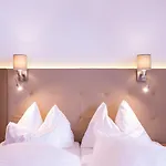 Sonnenheim Hotel Sankt Anton am Arlberg