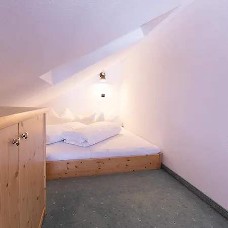 ホテル Sonnenheim サンクト・アントン・アム・アールベルク