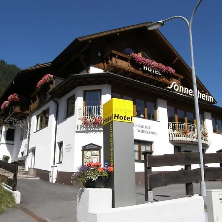 Otel Sonnenheim Sankt Anton am Arlberg
