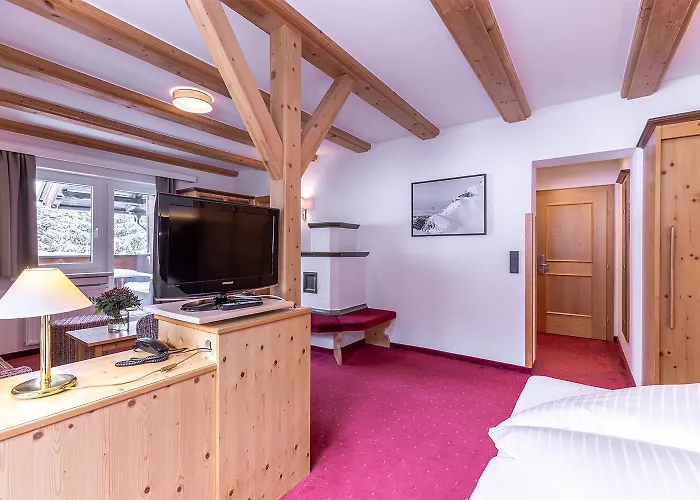 Sonnenheim 4* 장크트안톤암아를베르크