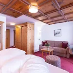 Sonnenheim 4* Sankt Anton am Arlberg